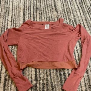 Gym shark studio sweater